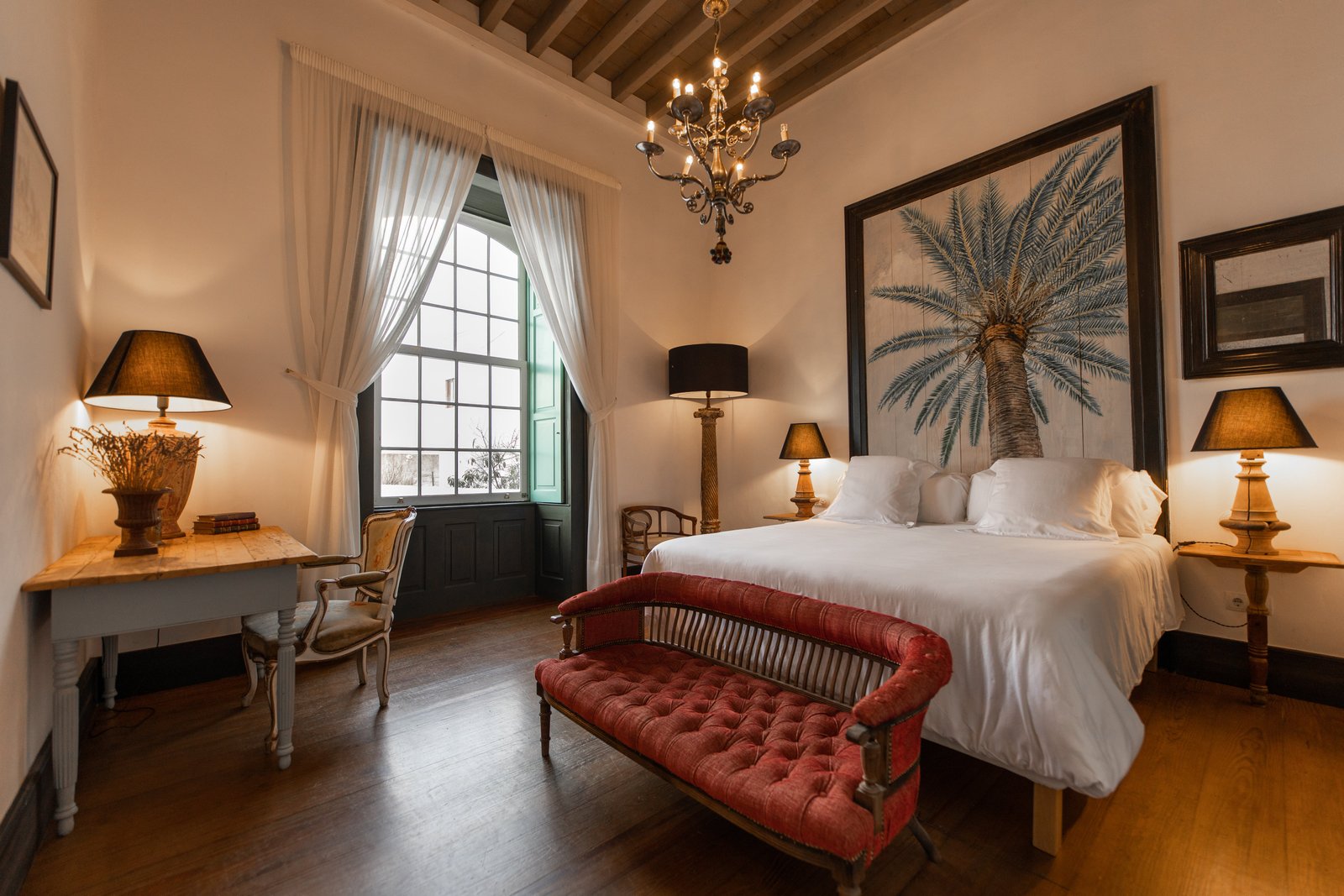 The historic La Casa de los Naranjos La Casa de los Naranjos is listed as monumental in the Heritage Register of the Cabildo de Lanzarote