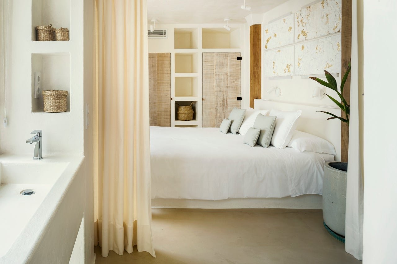 Nautilus Lanzarote is just a 10-minute drive from the airport