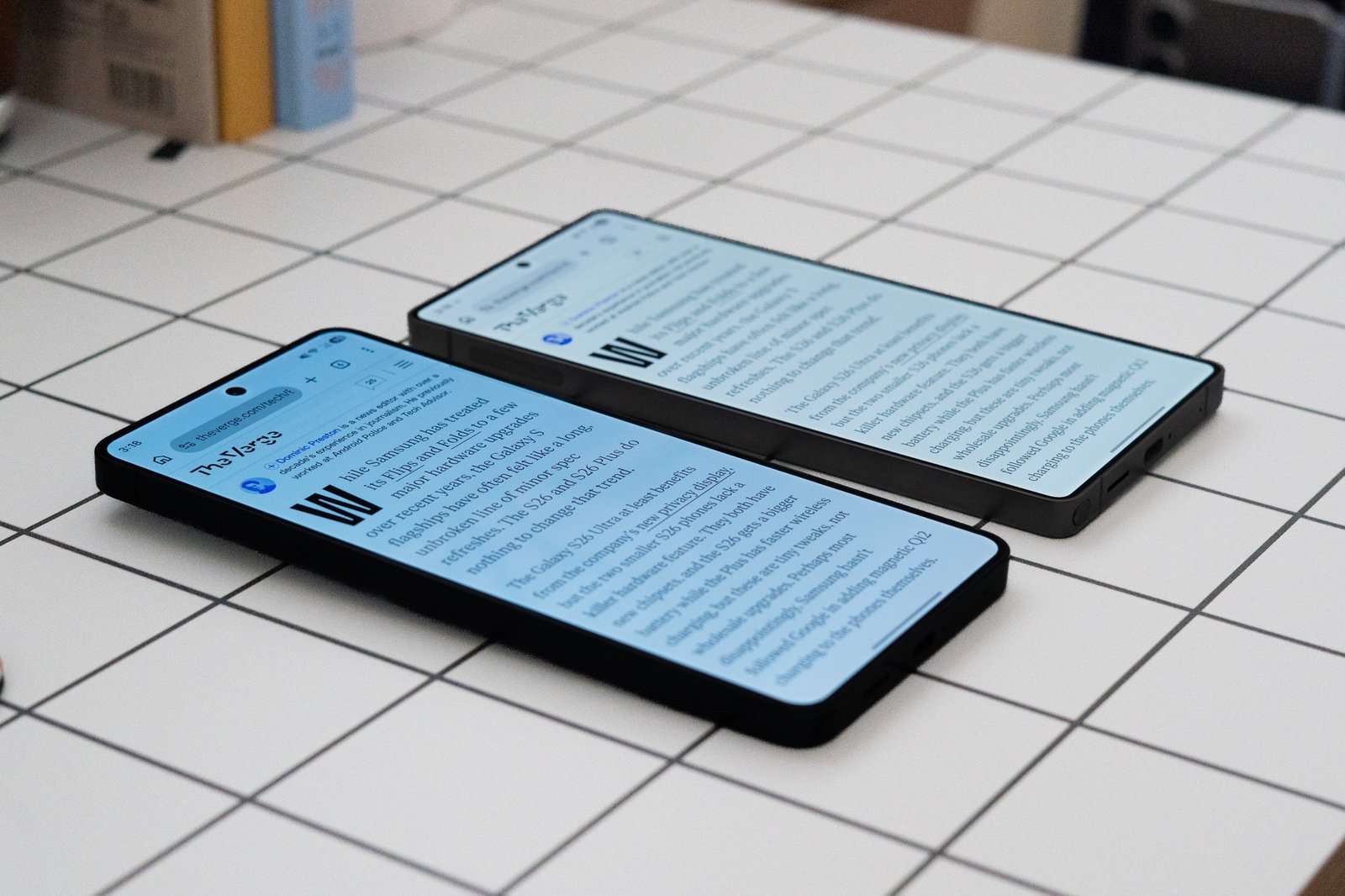 Samsung Galaxy S26 Ultra next to S25 Ultra showing color cast on S26 when viewed from an angle