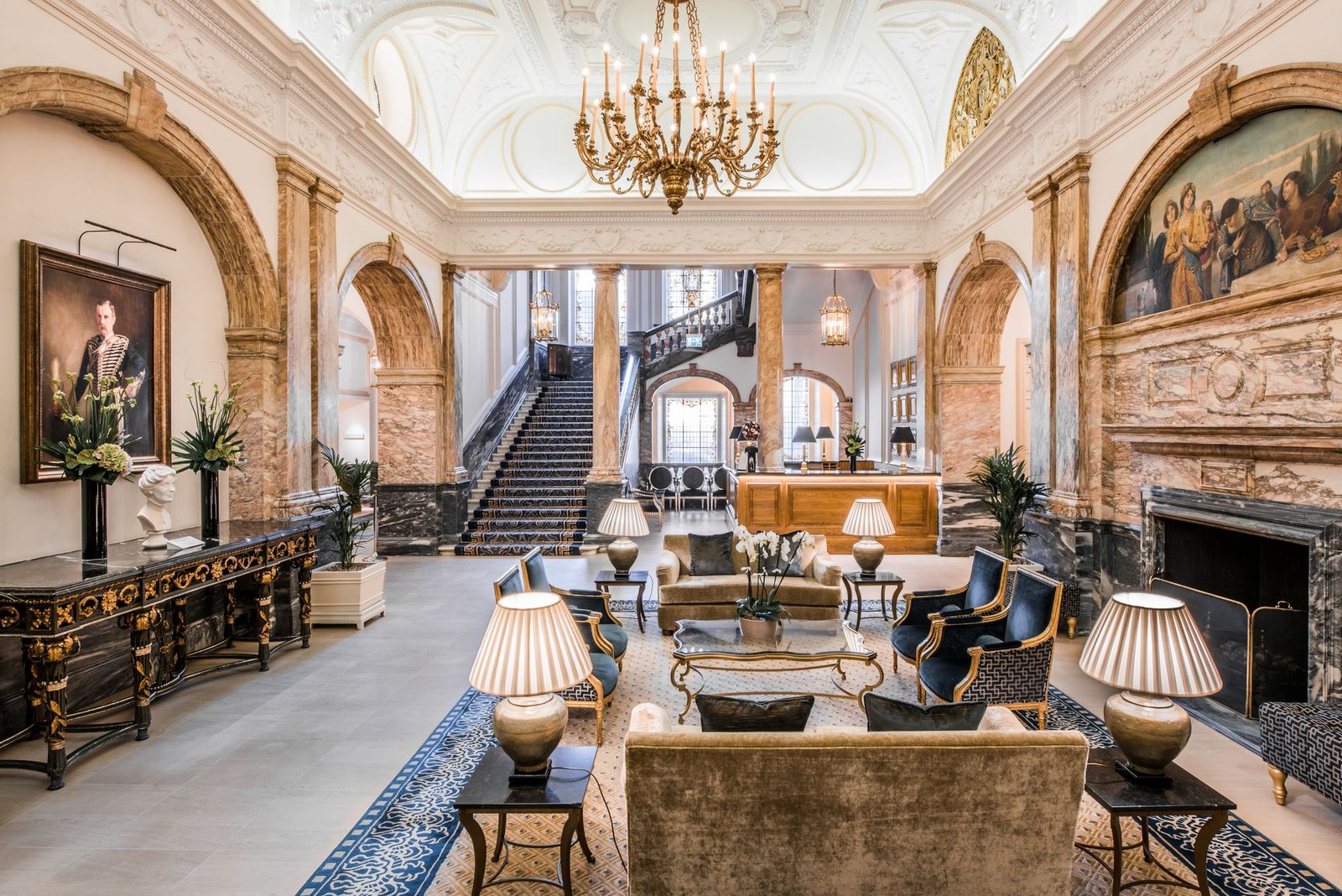 There are elegant features throughout