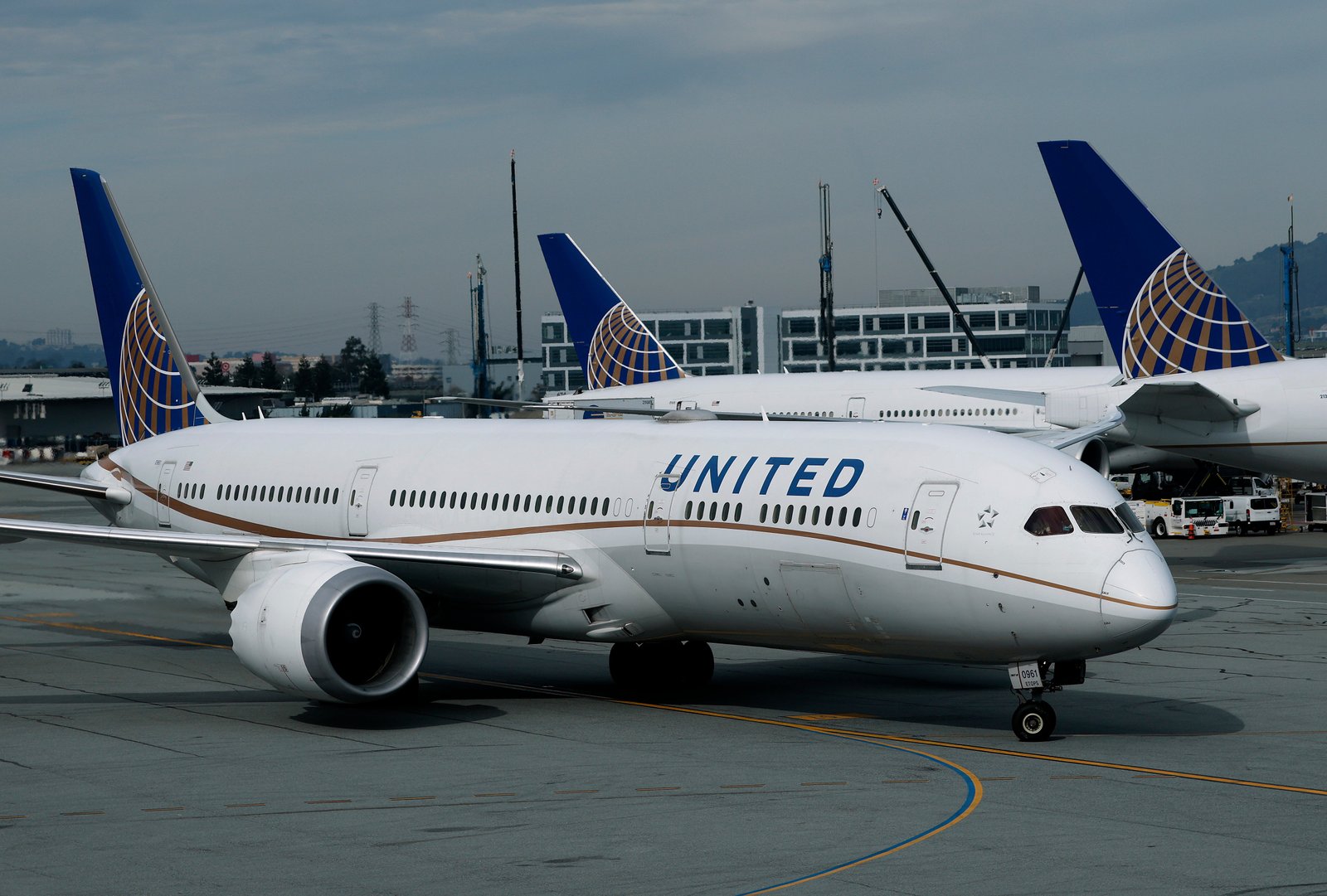 United Airlines has quietly updated its 'contract of carriage,' adding a clause for passengers who refuse to use headphones