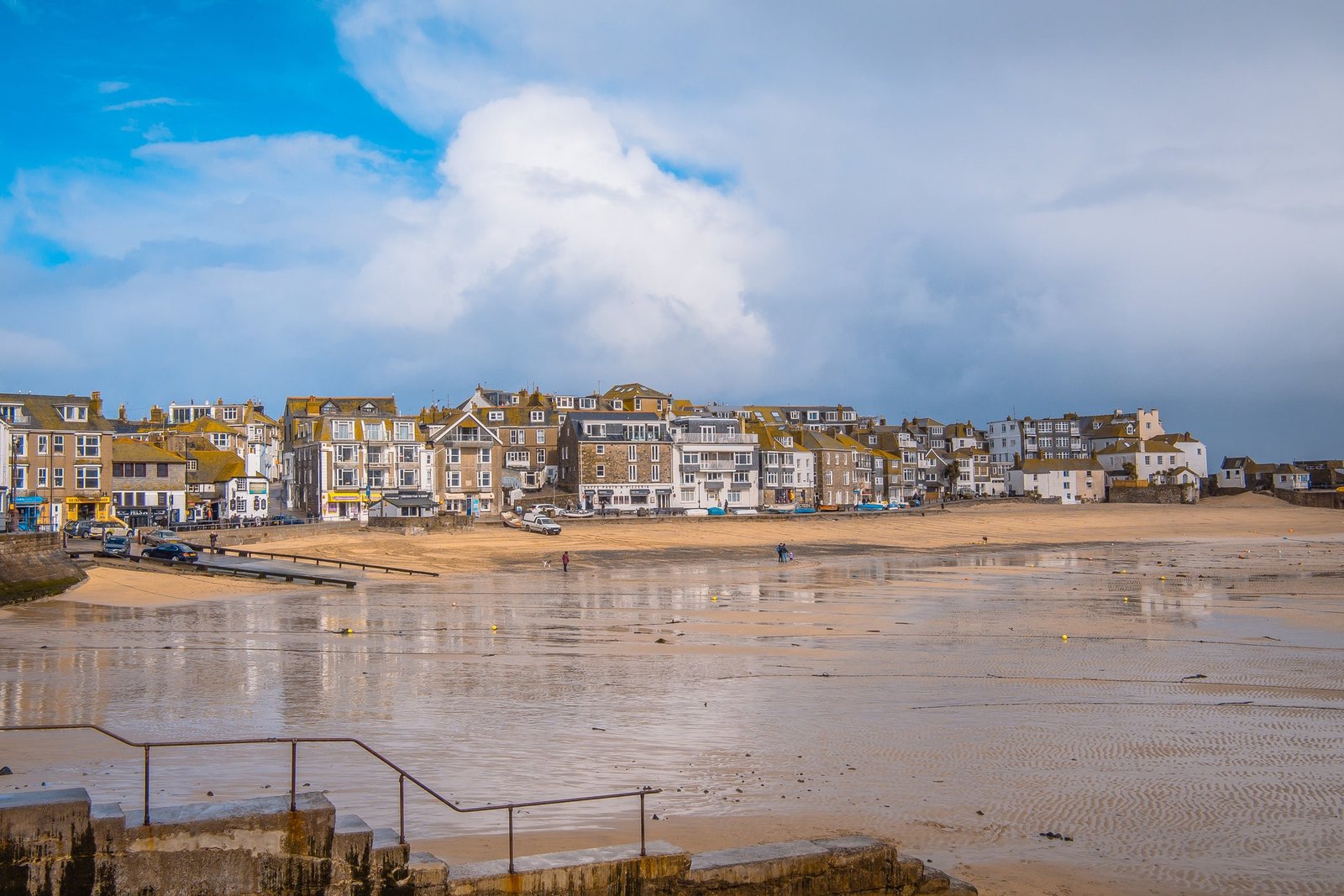 The harbour town of St Ives is refreshingly quiet in the winter months