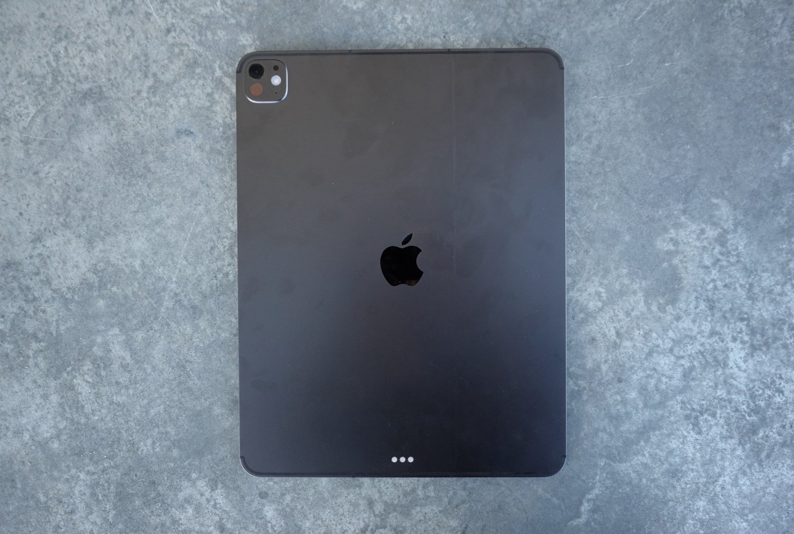 A photo of the backside of the iPad Pro.