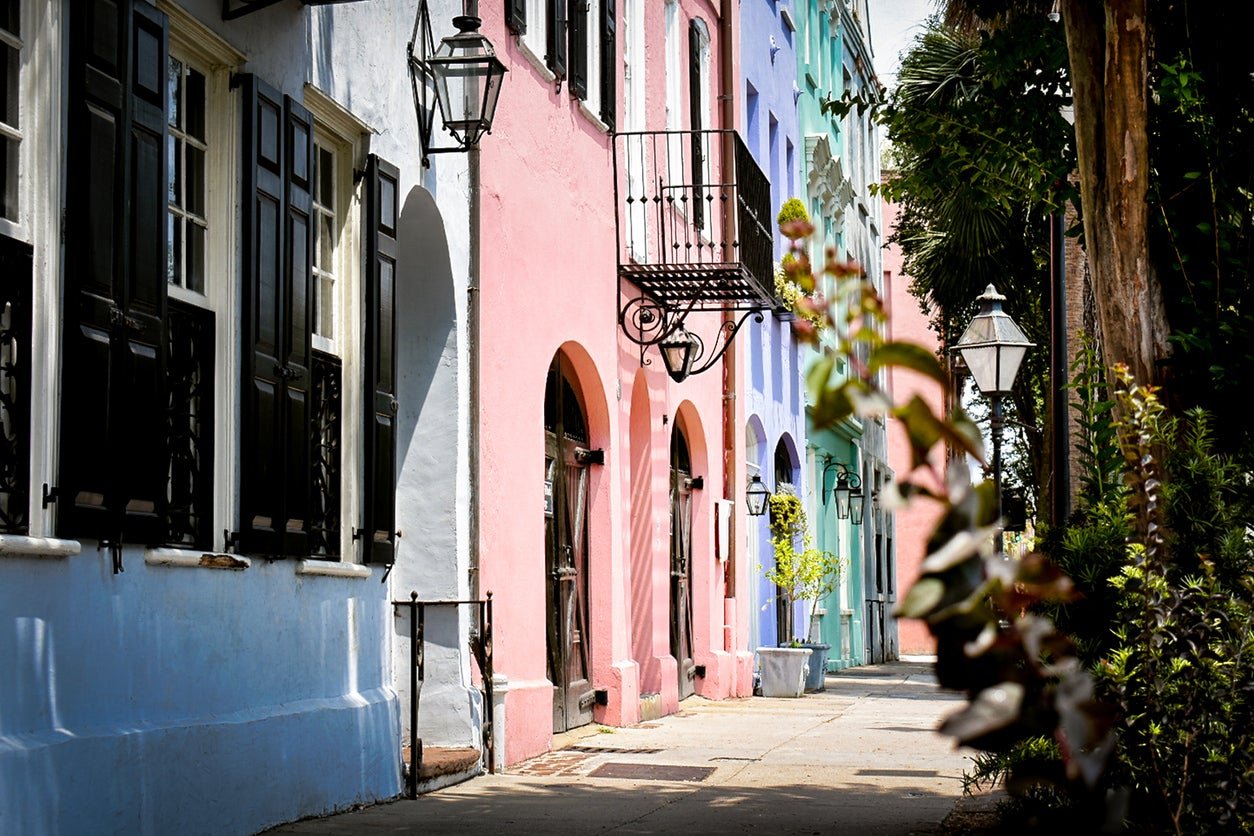 Charleston's downtown is packed with picturesque buildings, including the colorful houses of Rainbow Row