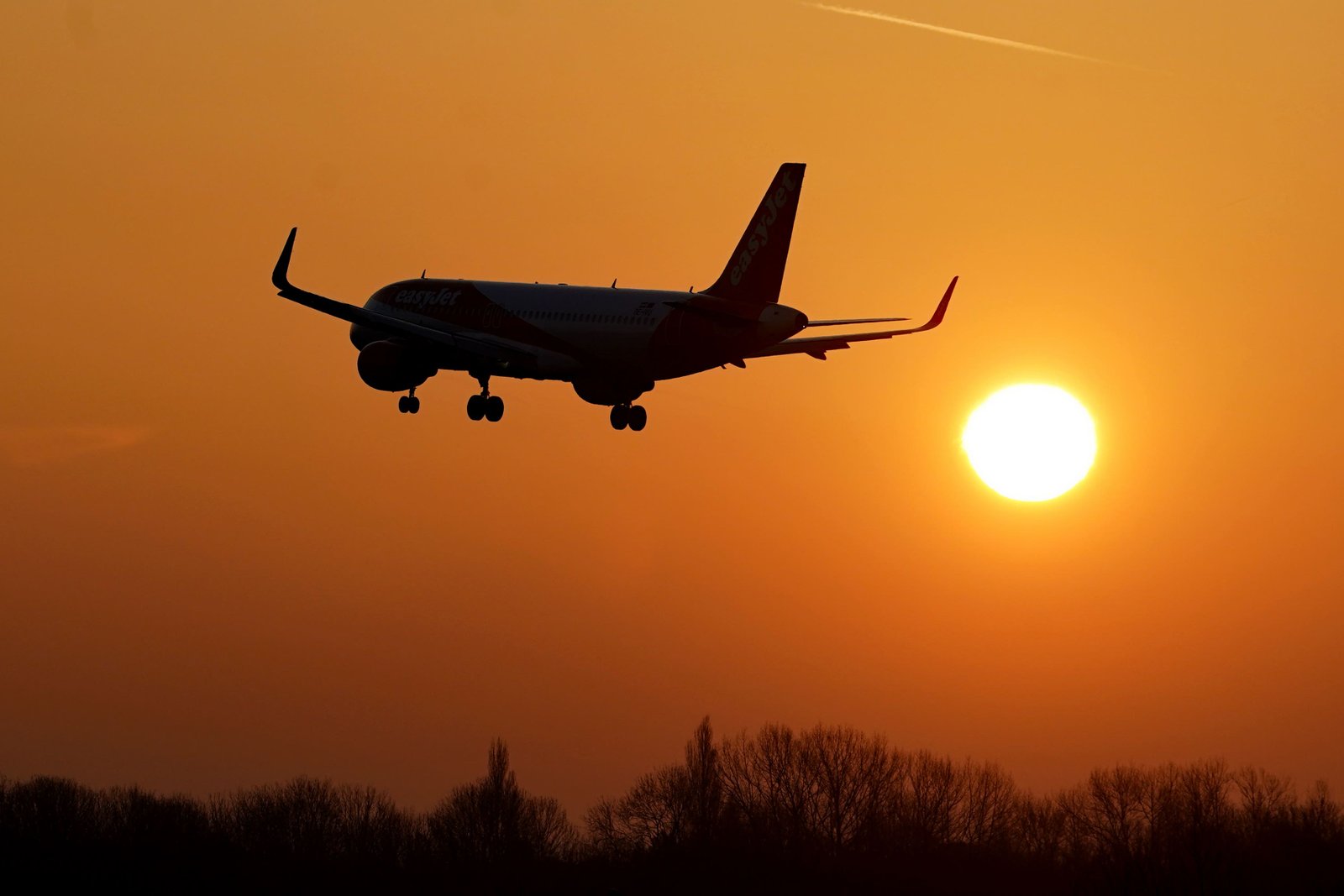 EasyJet has announced the conflict in the Middle East cost it about £25 million last month in higher jet fuel prices