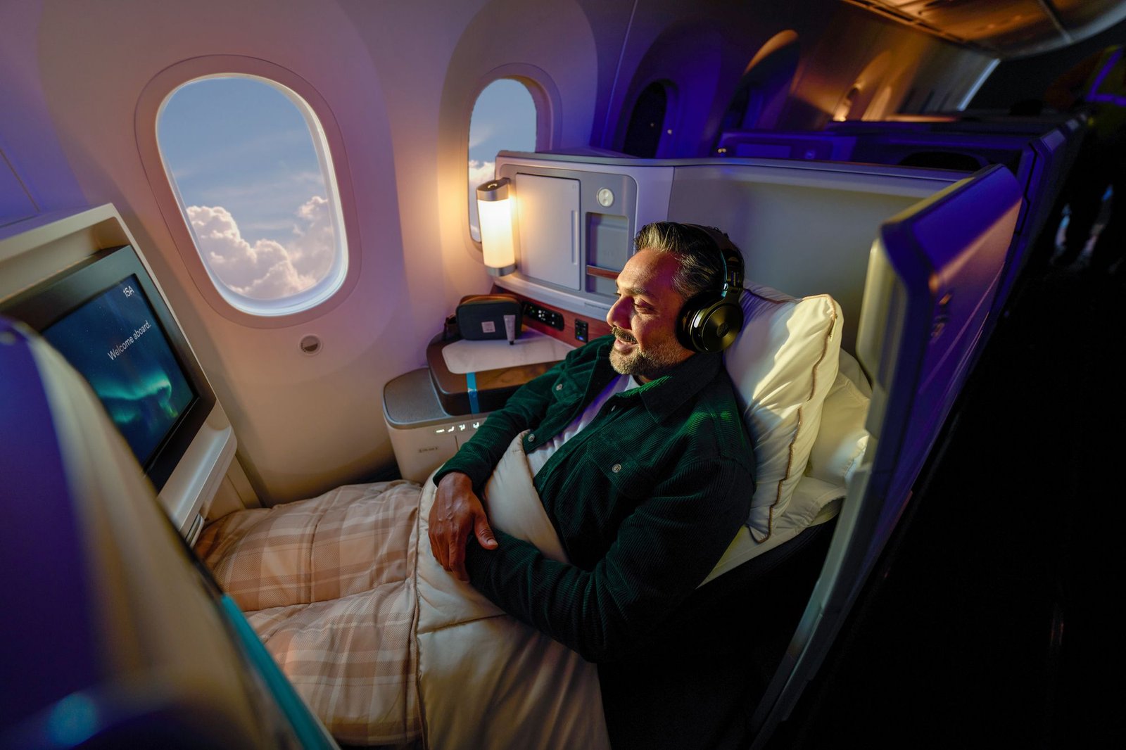 The new seats have been retrofitted to Dreamliners inherited from the 2024 Alaska merger with Hawaiian Airlines, and will feature in all newly ordered 787-9s