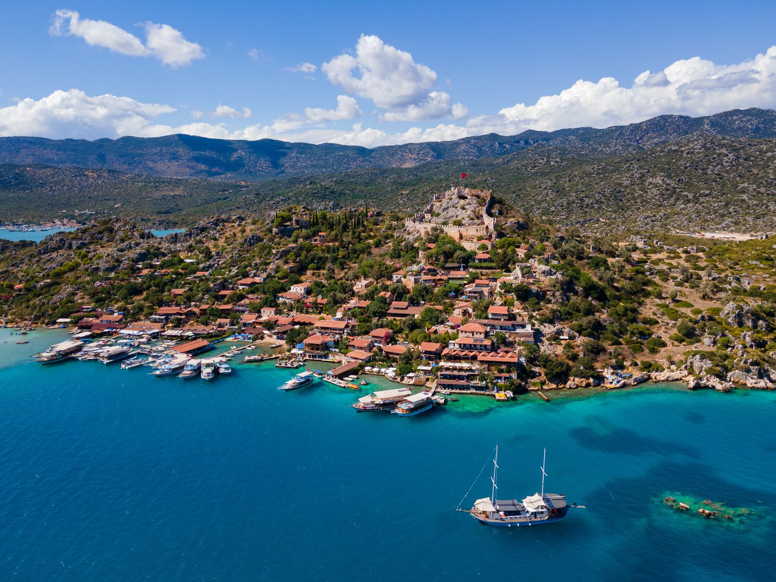 From gorgeous beaches to sculpted golf courses, the beautiful Turkish riviera is a must-explore