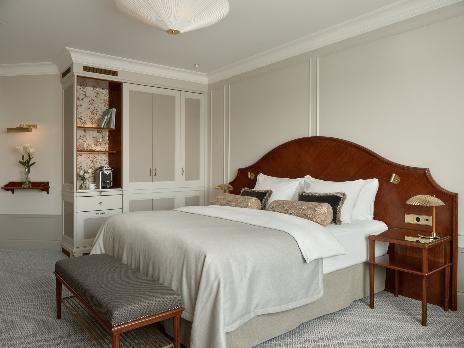 The Premium Deluxe Room at Hotel Kamp